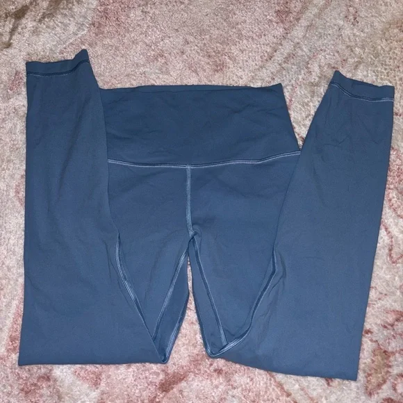 Lululemon align leggings - Picture 1 of 3